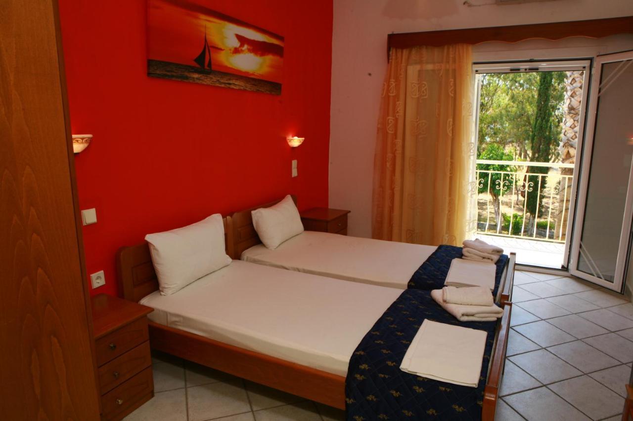 Poseidon Hotel Ammoudia Exterior foto